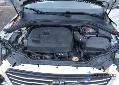 2017 Volvo Xc60 T6 Inscription from USA, damaged, VIN YV449MRUXH2017356